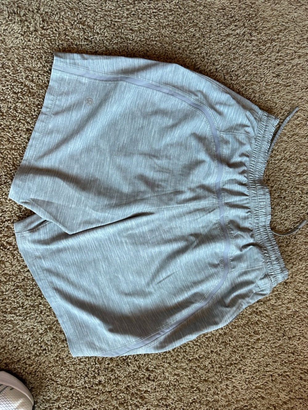 Lululemon pace breaker 7” with LINER small light gray